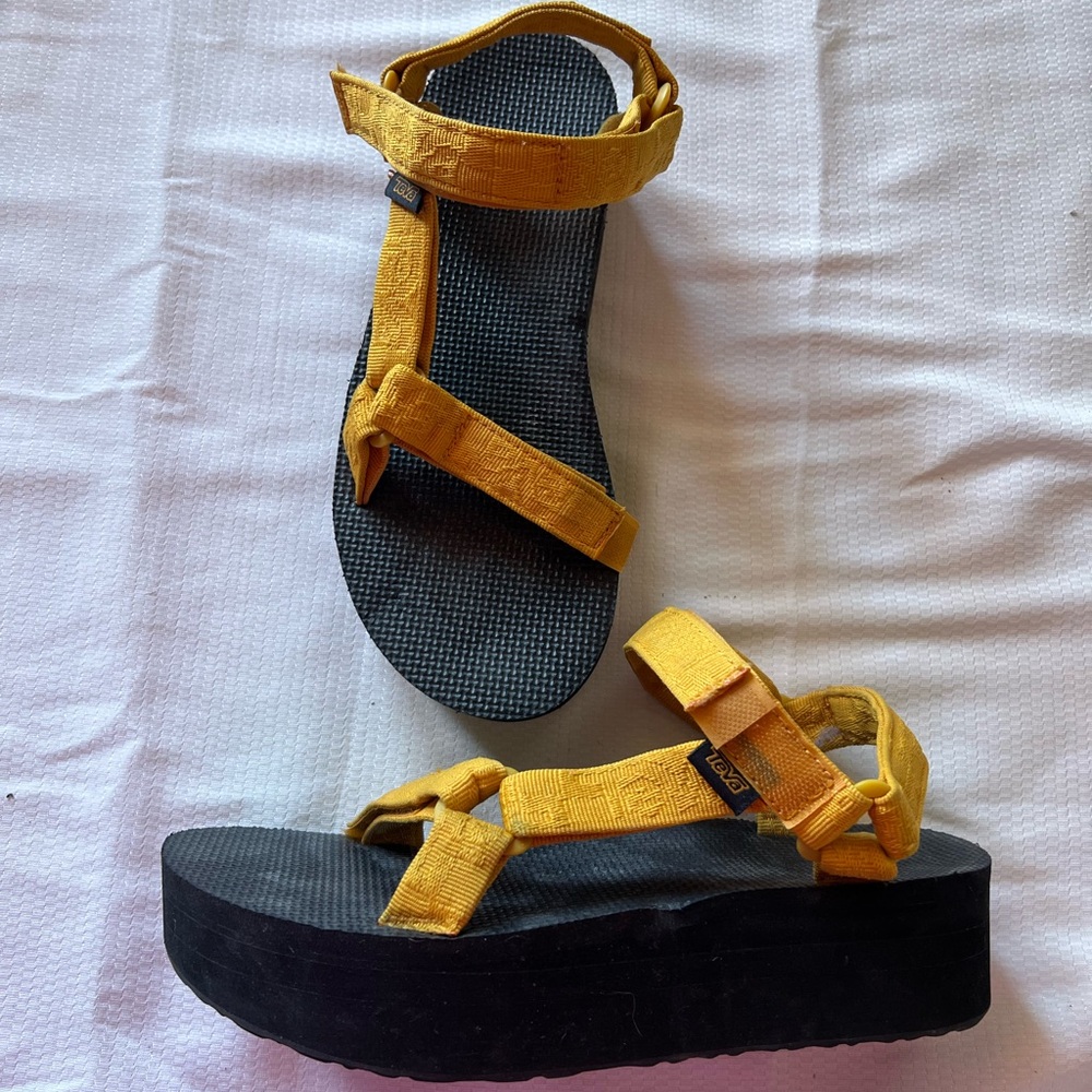 Teva Yellow Platform Sandals - Picture 2 of 11